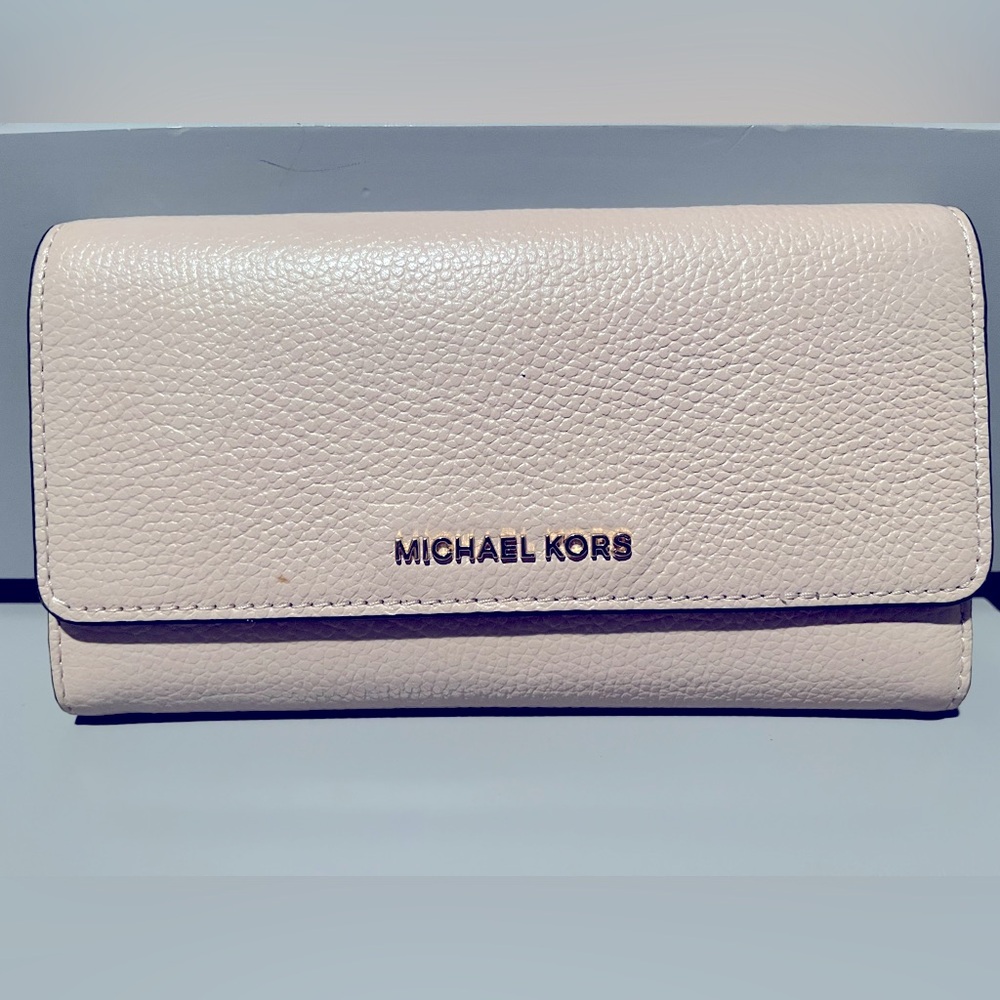 Michael kors wallet